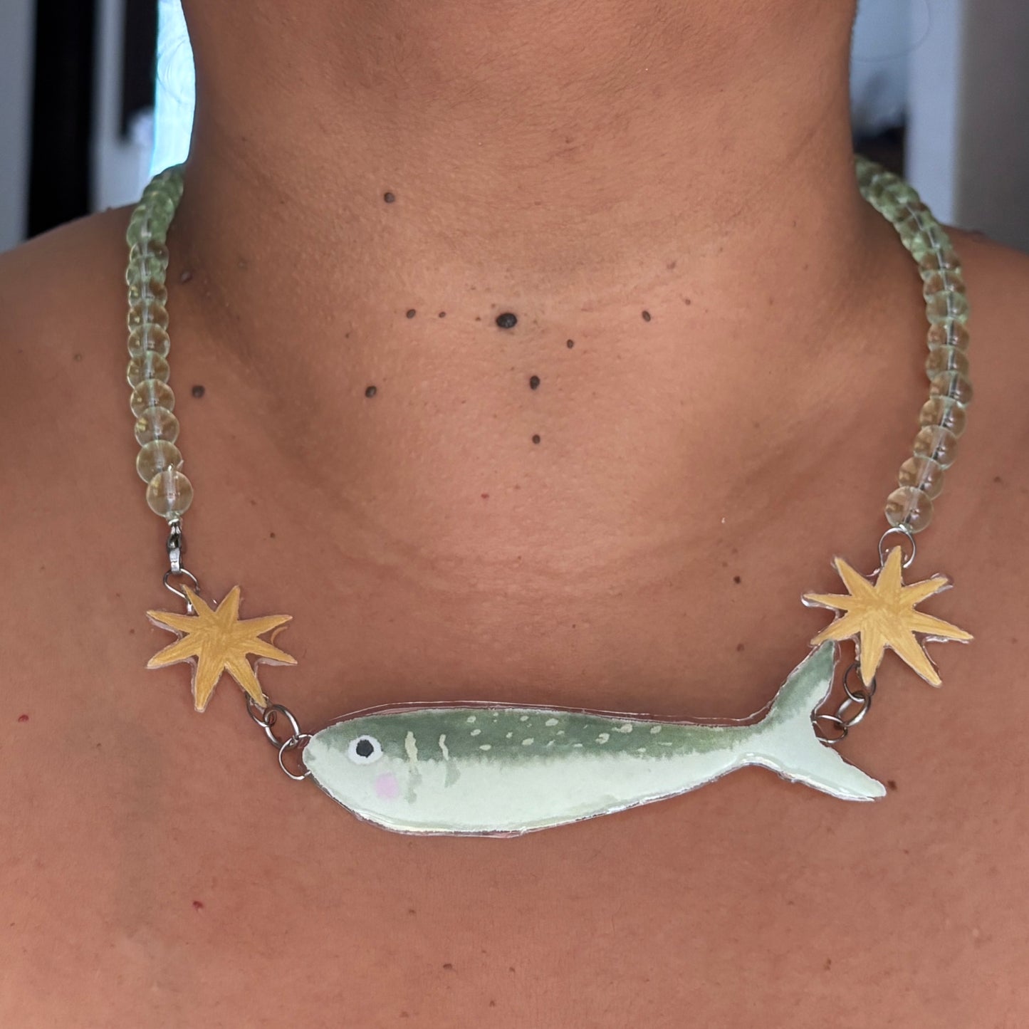 Collar pez